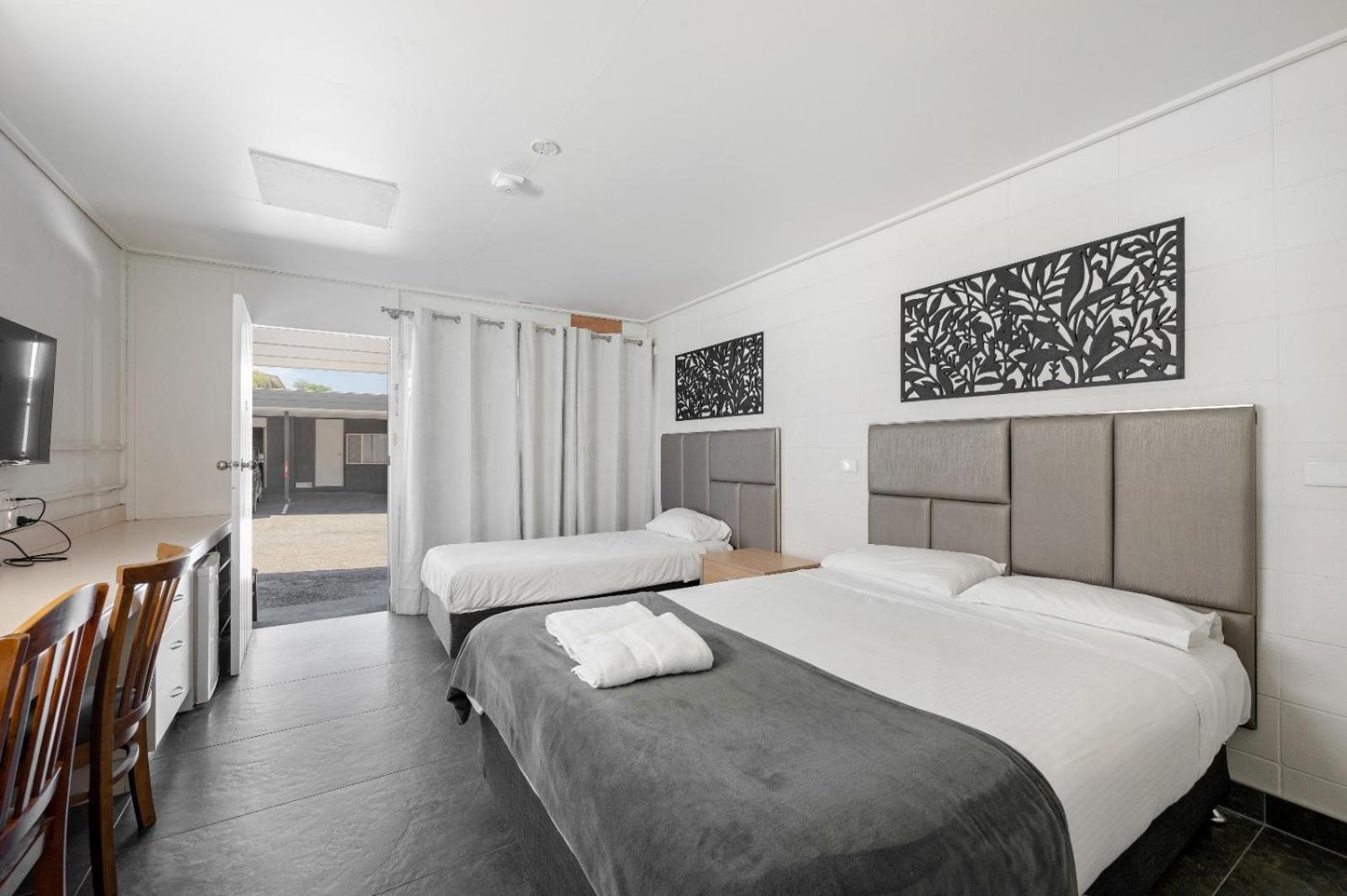 Gladstone Cbd Motel ภายนอก รูปภาพ